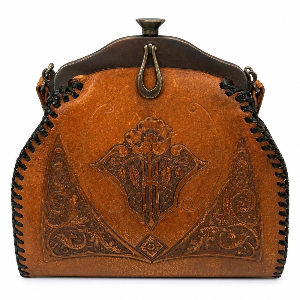⚜️83. 1900s Turnloc Steer Hide Purse ⚜️